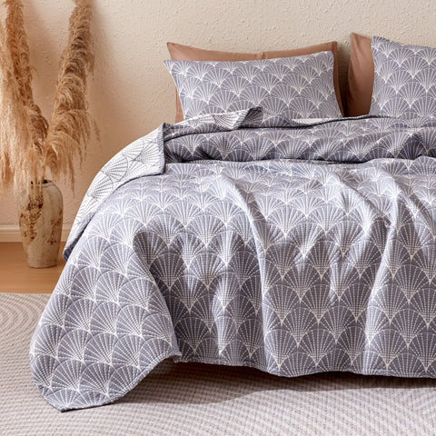 Sonive Geometrical  Quilt Set Modern White Grid Pattern