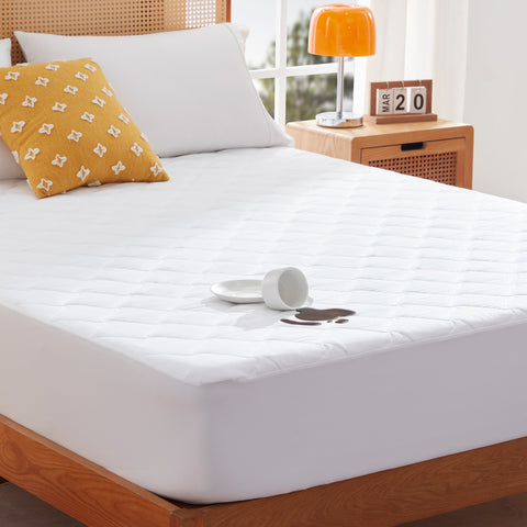 Sonive Dünn Matratzenschoner  Wasserdicht, Oeko-TEX Zertifiziert Matratzenauflage Atmungsaktive, Matratzen Topper für Matratzen & Boxspringbett bis zu 38 cm, Weiß
