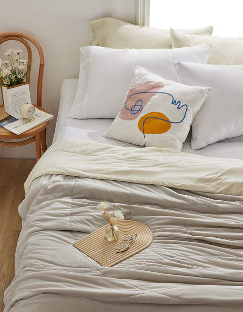 Sonive Reversible Cooling Jersey Summer Comforter for Hot Sleeper