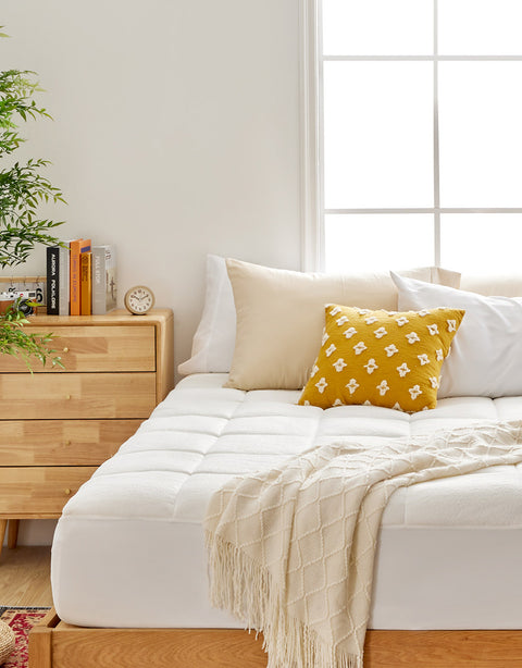 Sonvie Waterproof Jacquard Air Mattress Pad